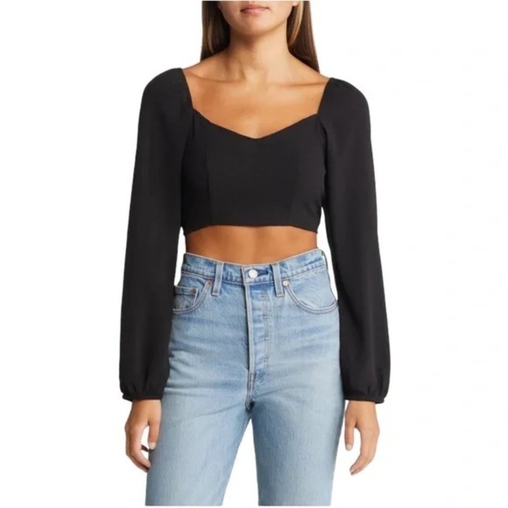 NWT VERO MODA Saga Sweetheart Neck Crop Top
